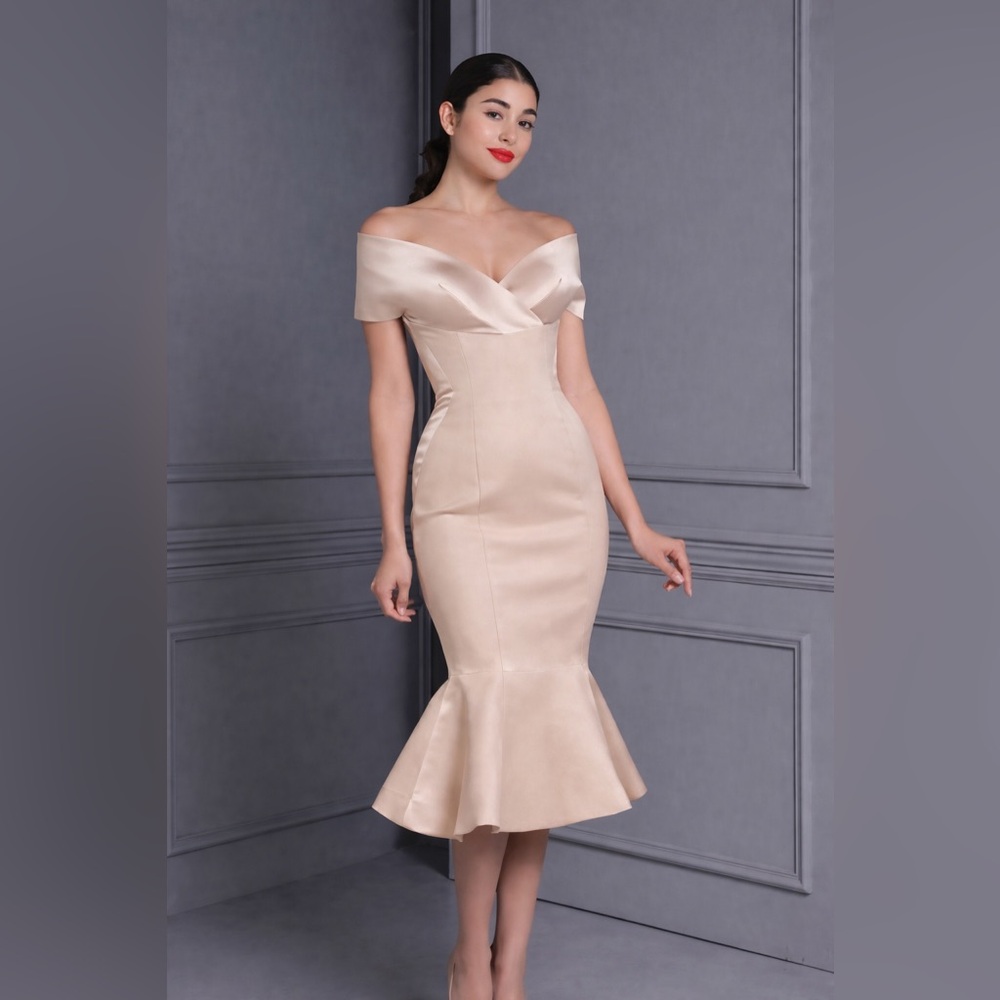 🛑Poem Bangkok Chic Off-Shoulder Cream Midi Dress